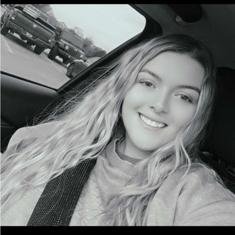 Meet your Posher, Kara